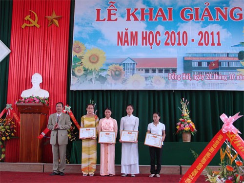 Trường ĐH Quảng Bình khai giảng năm học 2010 - 2011