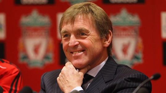 Kenny Dalglish chính thức kí hợp đồng dài hạn với Liverpool