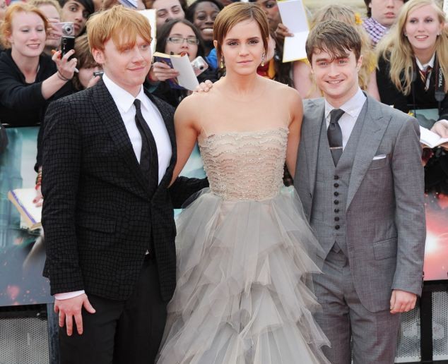 Emma Watson òa khóc trong ngày chia tay Harry Potter