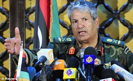 Libya: Chỉ huy lực lượng nổi dậy bị bắn chết