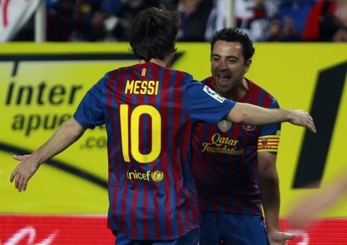 Messi, Xavi ghi tuyệt phẩm, Barca nhẹ nhàng khuất phục Sevilla