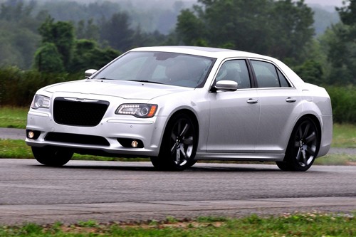 Chrysler thu hồi gần 120.000 chiếc 300 &amp; Charger đời 2011-2012
