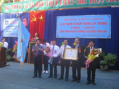 Quảng Trị: Ngôi trường dẫn đầu tỉnh đón nhận Huân chương Độc lập Hạng Ba