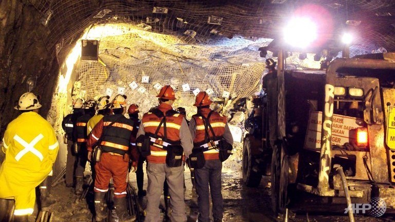 Indonesia: Sập đường hầm tại khu mỏ vàng làm 12 người chết