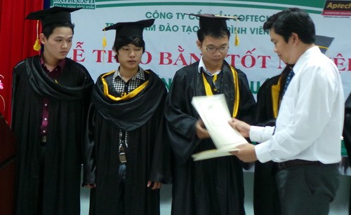 Thêm 50 học viên Softtech Aptech Đà Nẵng tốt nghiệp