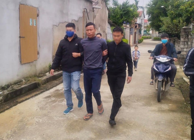 Bắt nghi phạm sát hại 2 người trong đêm ở Hà Tĩnh