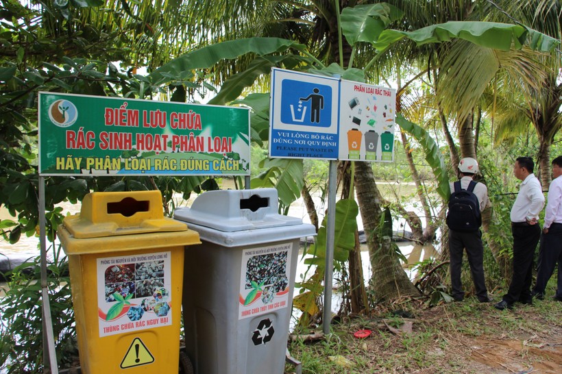 Chống sạt lở bờ sông bằng vật liệu tái chế từ rác thải nhựa ảnh 1