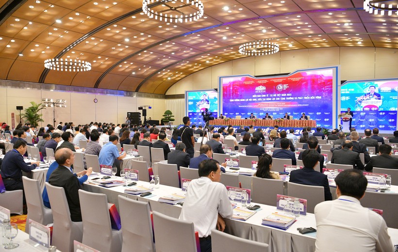 Diễn đàn Kinh tế - Xã hội Việt Nam 2023 diễn ra ngày 19/9. 