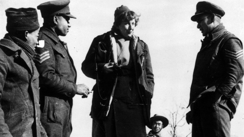 Martha Gellhorn tác nghiệp ở chiến trường