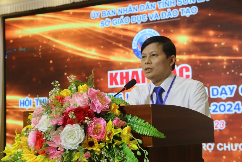 Ông Lê Tiến Quân, Phó giám đốc Sở GD&ĐT tỉnh Sơn La phát biểu. ảnh 2