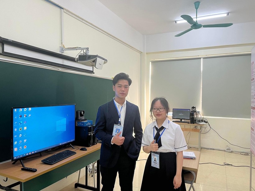 Dự án “Ngân hàng máu di động” của học sinh Trần Phong và Trần Mỹ Chi (Trường THPT Chuyên Lào Cai) là 1 trong 7 dự án của Việt Nam dự thi Khoa học kỹ thuật quốc tế - ISEF 2022 tại Hoa Kỳ.