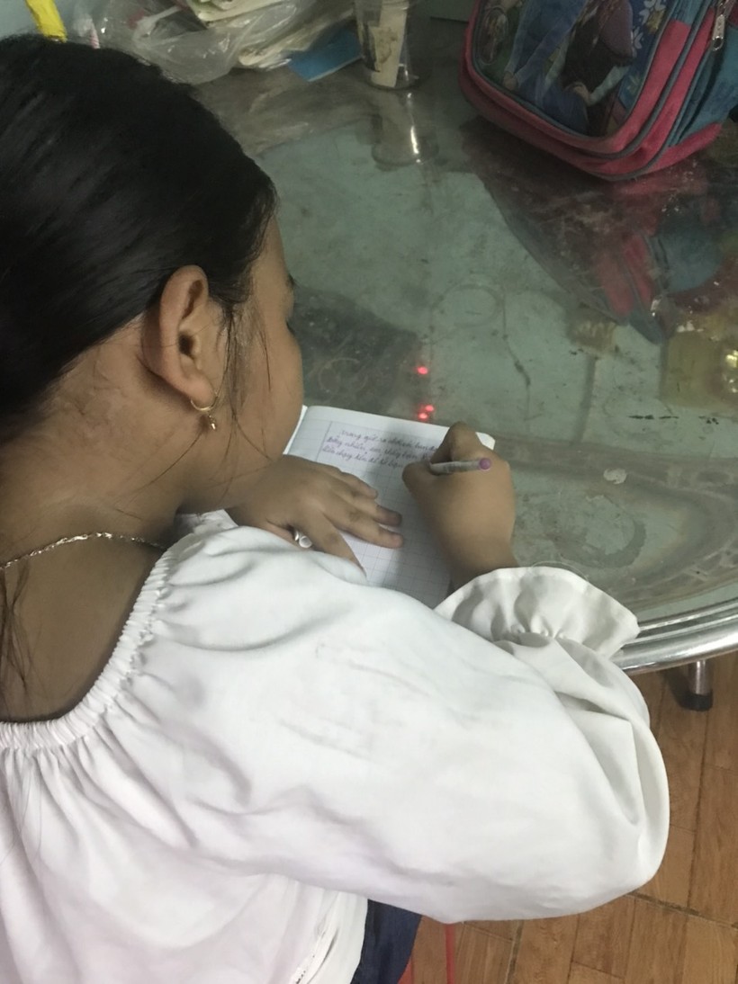 Ước mơ trở thành bác sĩ của nữ sinh dân tộc Khmer ảnh 1