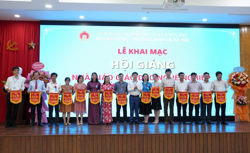 Hội giảng nhà giáo giáo dục nghề nghiệp tỉnh Thừa Thiên - Huế 2023 ảnh 2