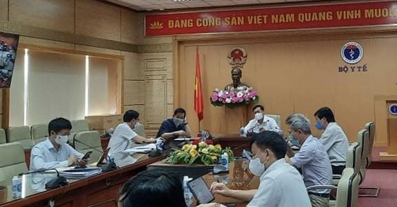Bộ Y tế họp trực tuyến về công tác phòng chống dịch COVID-19 sáng 12/5. Ảnh: VGP/ Hiền Minh.