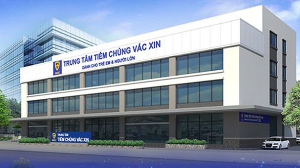 Trung tâm tiêm chủng VNVC (TP Vinh, Nghệ An) tạm dừng hoạt động do có bệnh nhân Covid-19 ở Hà Tĩnh từng đến. Ảnh: Internet.