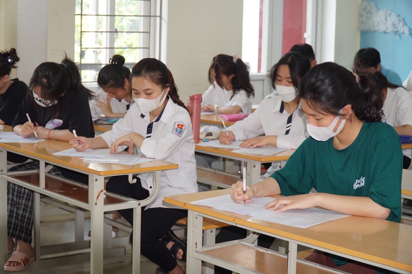 Hơn 30 nghìn học sinh lớp 12 Nghệ An thi thử tốt nghiệp THPT  ảnh 6