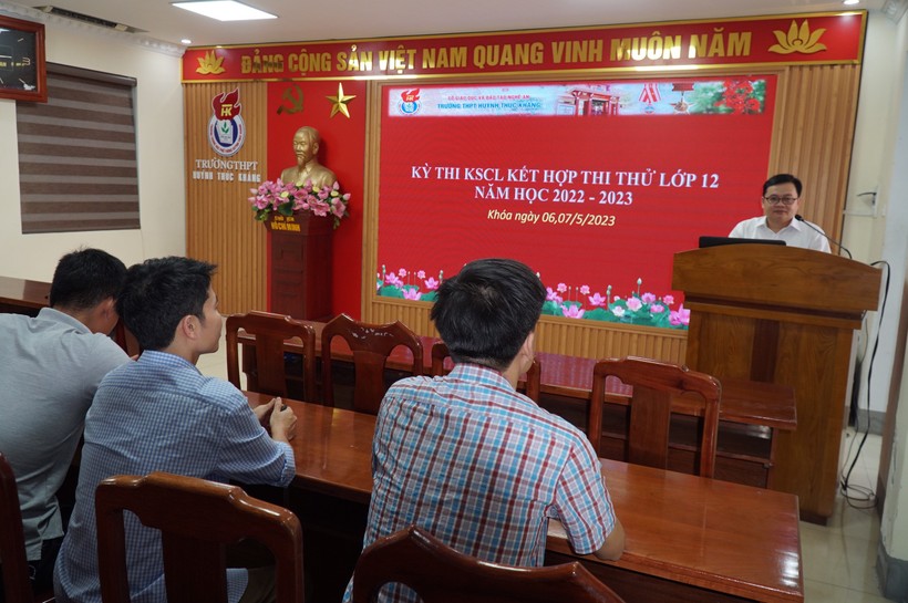 Hơn 30 nghìn học sinh lớp 12 Nghệ An thi thử tốt nghiệp THPT  ảnh 1
