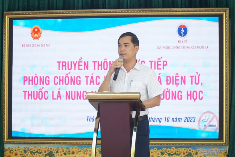 Ông Nguyễn Văn Khoa - Phó Giám đốc Sở GD&ĐT Nghệ An phát biểu tại chương trình truyền thông. Ảnh: Hồ Lài ảnh 2