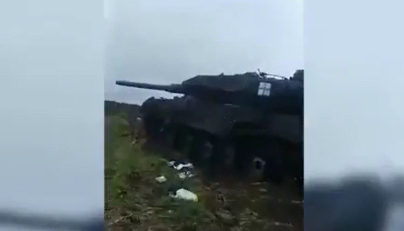 Chiếc Leopard 2 lực lượng Nga thu được.