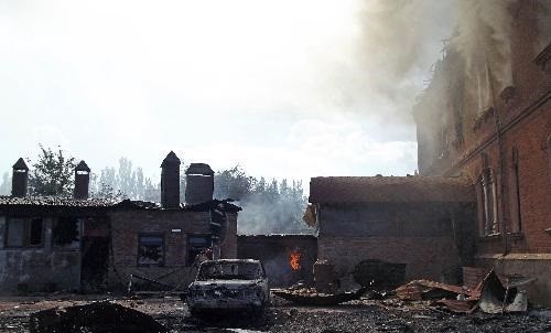 Hiện trường đổ nát sau các vụ xung đột giữa người biểu tình và quân đội Ukraine tại Slavyansk, Đông Nam Ukraine