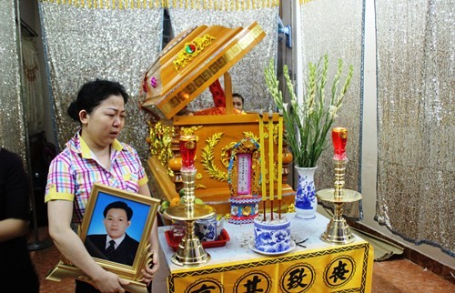Vợ nạn nhân Nguyễn Văn Chín