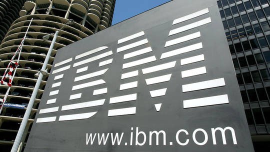 IBM định cắt giảm gần 8.000 nhân sự trong vòng 5 năm tới và thay thế bằng AI.
