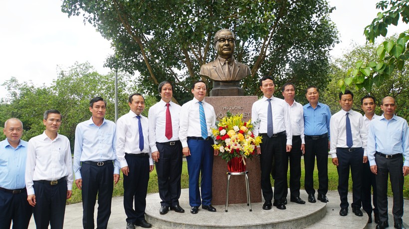 Phó Thủ tướng Trần Hồng Hà làm việc với 2 Đại học Quốc gia ảnh 5