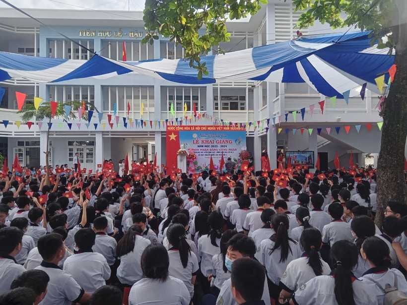 Lễ khai giảng năm học 2023-2024 tại Trường THCS Lê Hồng Phong, TP Phan Rang - Tháp Chàm, Ninh Thuận. Ảnh: Đức Anh ảnh 2