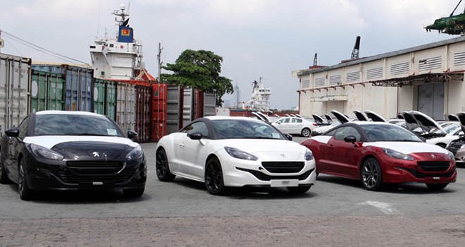Ngắm cặp “lính mới” của thị trường ôtô Việt