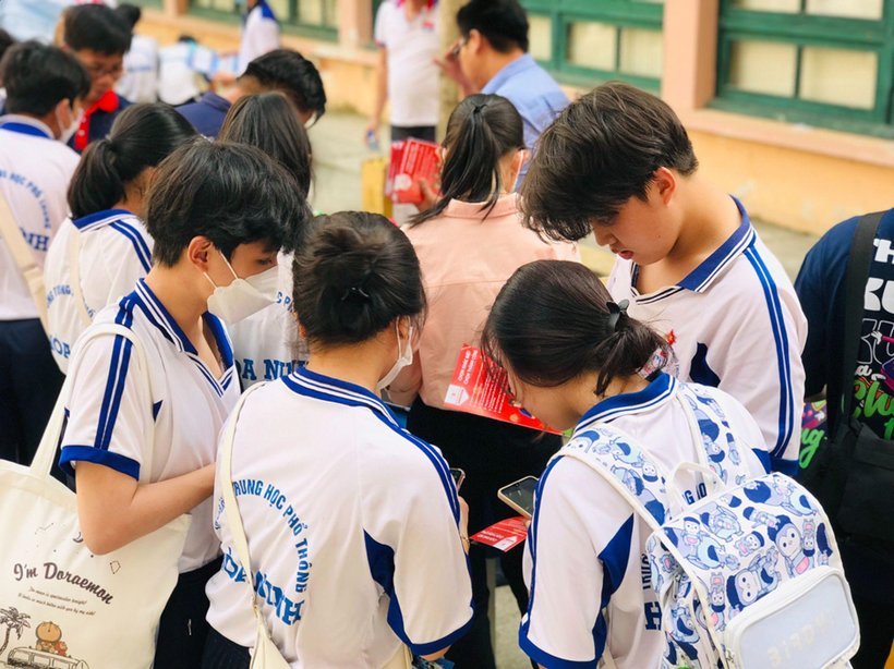 Cao đẳng Việt Mỹ Cần Thơ định hướng nghề cho HS hơn 300 trường học tại miền Tây ảnh 2