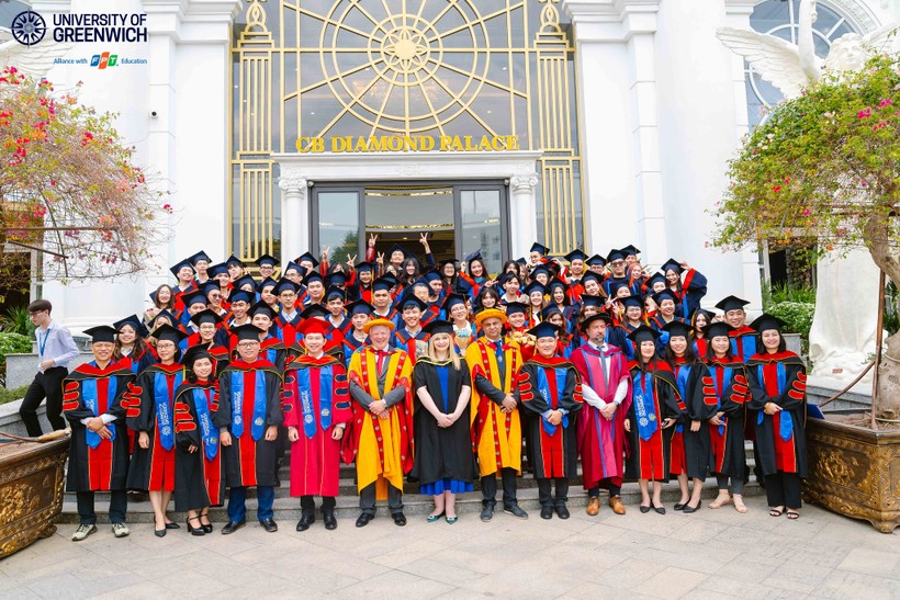 Greenwich Việt Nam trao bằng tốt nghiệp cho sinh viên tại Cần Thơ ảnh 1