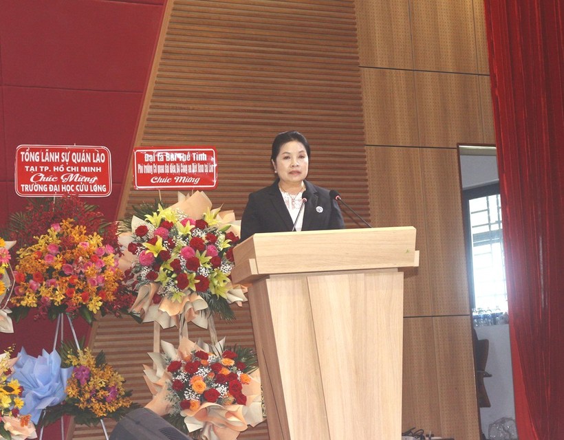 Trường ĐH Cửu Long đón nhận Huân chương Lao động của nước CHDCND Lào ảnh 4