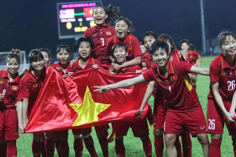 Bóng đá nữ Việt Nam luôn thành công rực rỡ dưới thời HLV Mai Đức Chung