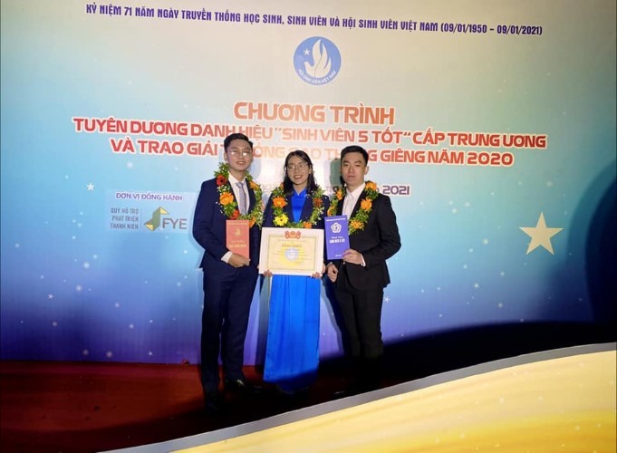 Nguyễn Thị Hồng Cúc, sinh viên năm 4 Trường ĐH Xây dựng Miền Tây với 3 lần đạt danh hiệu “Sinh viên 5 tốt” cấp Trung ương.