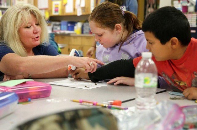 Tình trạng thiếu giáo viên tại bang Illinois đã diễn ra nhiều năm.