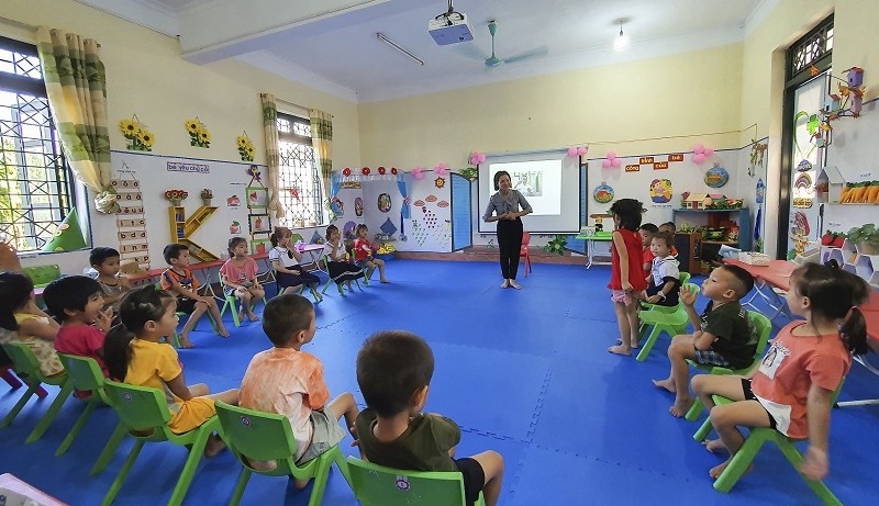 Chia sẻ, lan tỏa tình yêu thương là cách mà Trường Mầm non Noong Luống đang nỗ lực để dựng xây môi trường hạnh phúc. Ảnh tư liệu NTCC