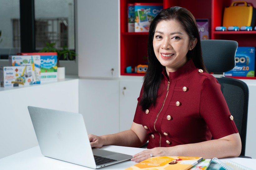 Bà Lê Thị Kim Chi - Đồng sáng lập kiêm Tổng Giám đốc (CEO) KAPLA Education - Hệ thống Tiếng Anh sáng tạo Mỹ đầu tiên tại Việt Nam.