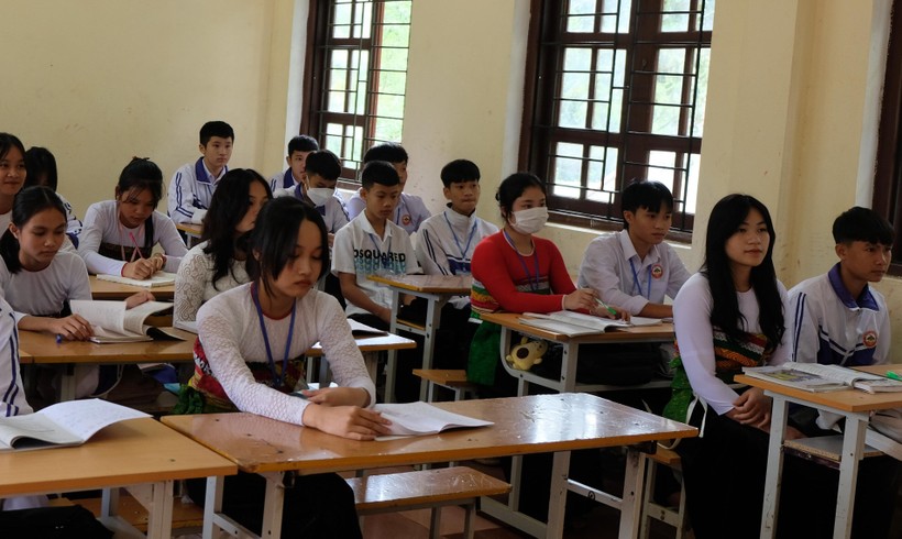 Học sinh Trường THCS&THPT Bá Thước. Ảnh: Nguyễn Thùy