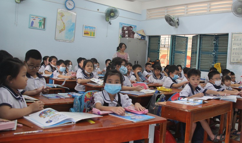 Giờ học của học sinh Trường Tiểu học Nguyễn Thị Minh Khai (quận Gò Vấp).