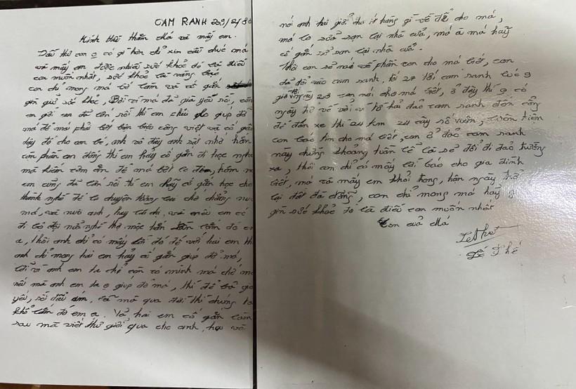 Bức thư gốc đã được mẹ Huệ hiến tặng cho khu tưởng niệm chiến sĩ Gạc Ma ở Cam Ranh. Giờ mẹ Huệ chỉ còn giữ bản photo.