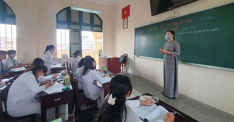 Giờ ôn tập của cô, trò Trường THPT Nguyễn Đình Chiểu (TP Mỹ Tho, Tiền Giang).