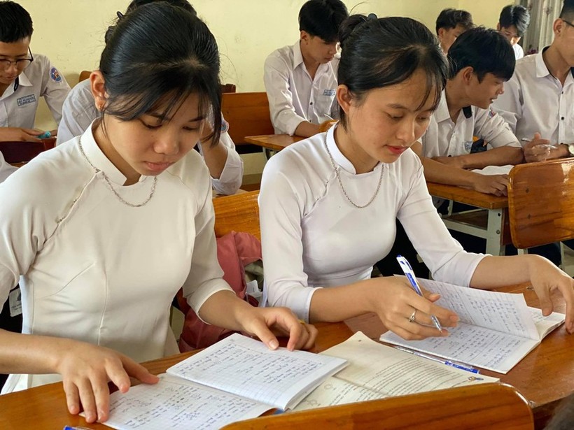 Học sinh Trường THPT Hồ Nghinh, huyện Duy Xuyên (Quảng Nam). Ảnh: ITN