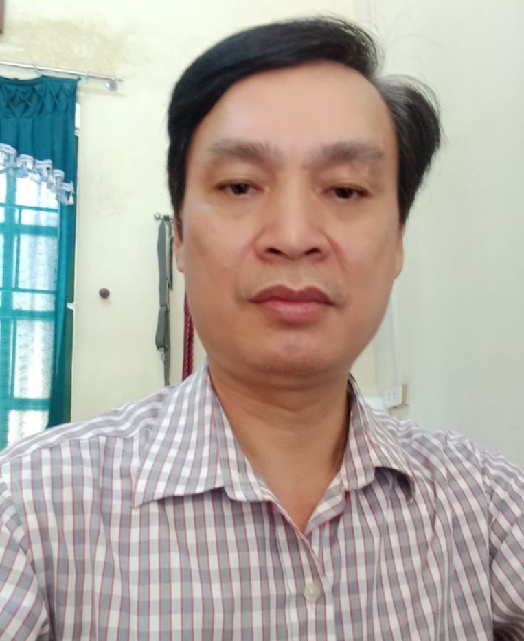 Thầy giáo Phạm Văn Công - giáo viên Trường Tiểu học Kỳ Đồng (huyện Hưng Hà, Thái Bình). Ảnh: NVCC ảnh 3