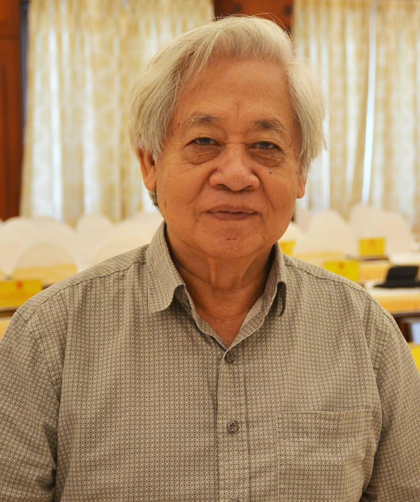 GS.TSKH Phạm Tất Dong.