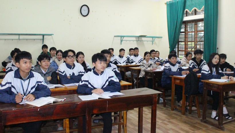 Trường THPT Nguyễn Đình Liễn (Hà Tĩnh) duy trì nền nếp những ngày giáp Tết. Ảnh Phương Hồ