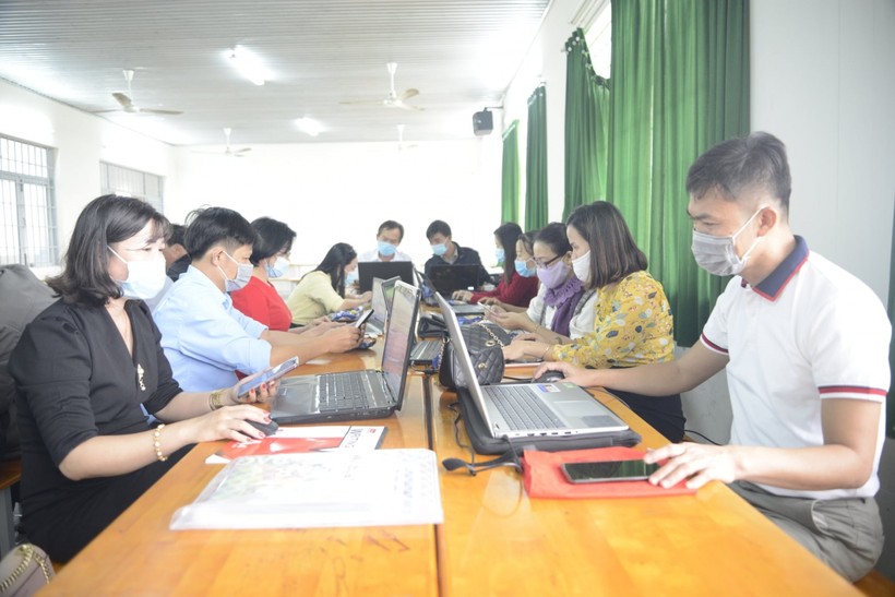 Bồi dưỡng các modun cho GV thực hiện Chương trình GDPT mới tại Quảng Ngãi.