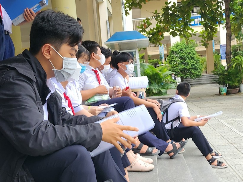 Gần 15.500 thí sinh Đà Nẵng dự thi môn Ngữ văn kỳ thi vào lớp 10 ảnh 1