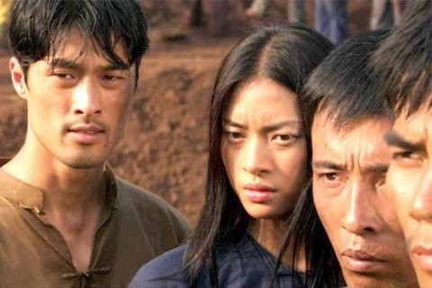 Phim Dòng máu anh hùng có phần hùn rất nhỏ của Nguyễn Chánh Tín