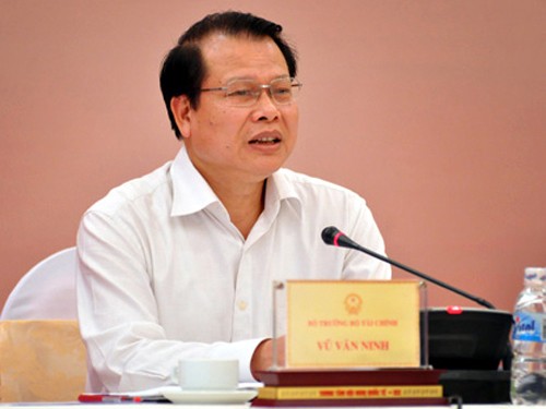 Phó Thủ tướng Vũ Văn Ninh: Không chuyển đổi toàn bộ tàu vỏ gỗ sang tàu vỏ thép bằng mọi giá