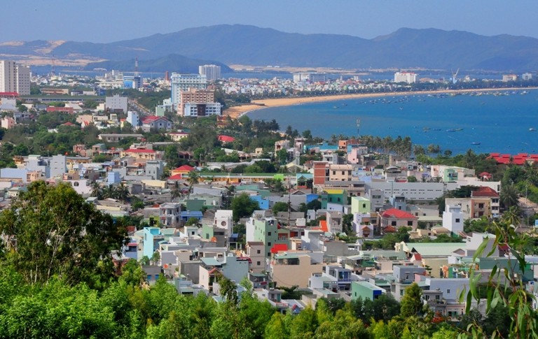 Thành phố Quy Nhơn nhìn từ trên cao